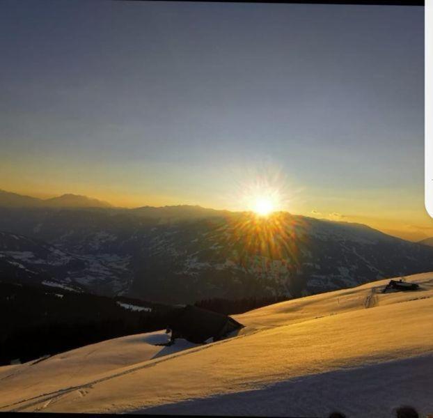 Das Zauberhaft Mayrhofen Exterior photo